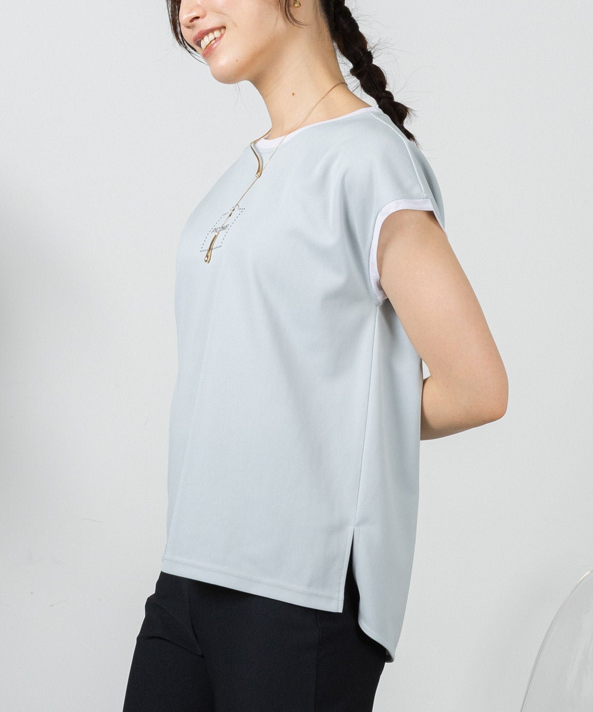 モデル着用画像(ライトグレー)