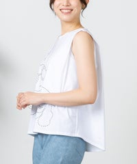 モデル着用画像（ホワイト）