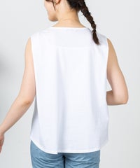 モデル着用画像（ホワイト）