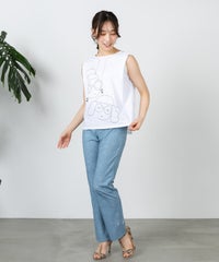 モデル着用画像（ホワイト）