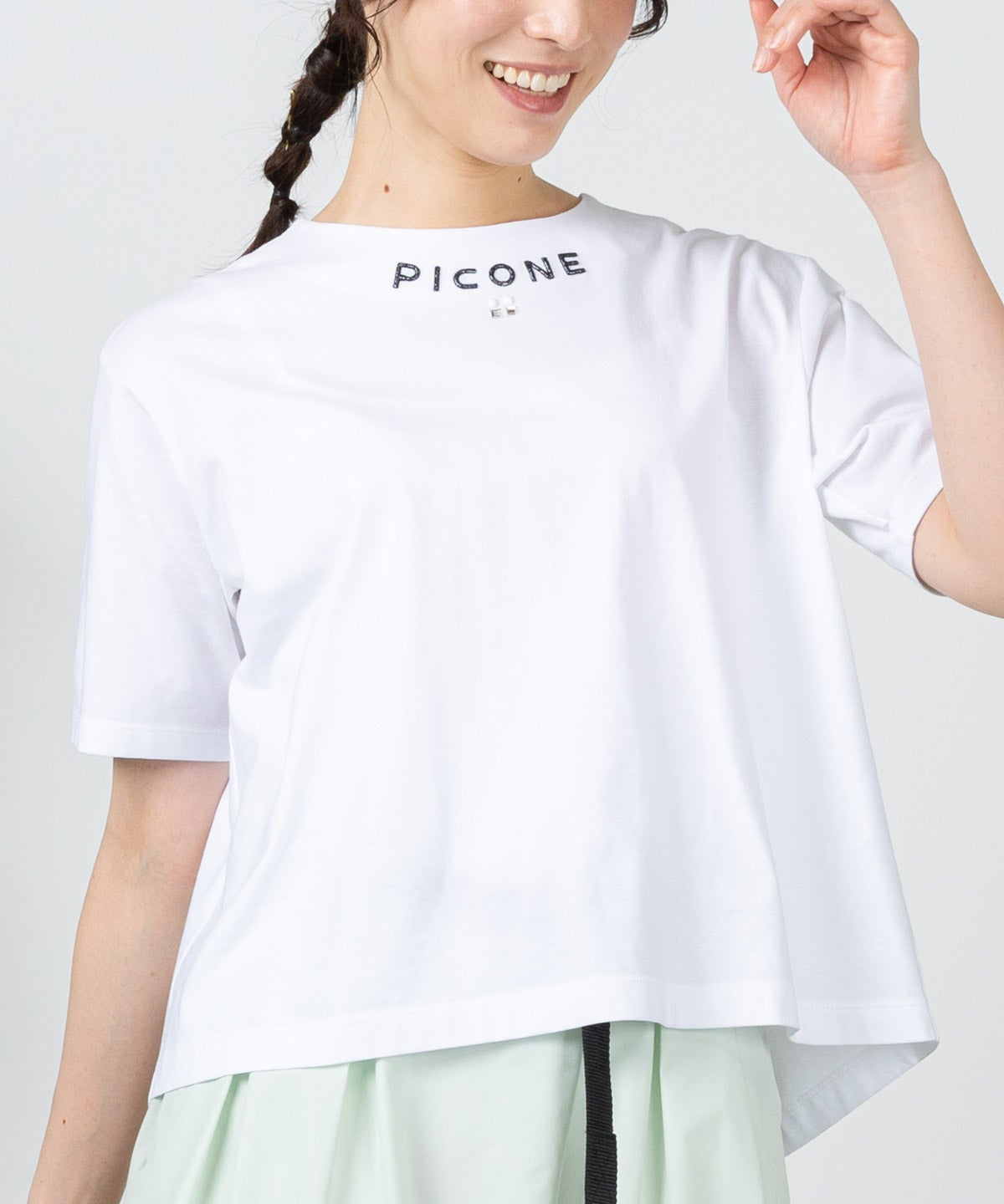 モデル着用画像（ホワイト）