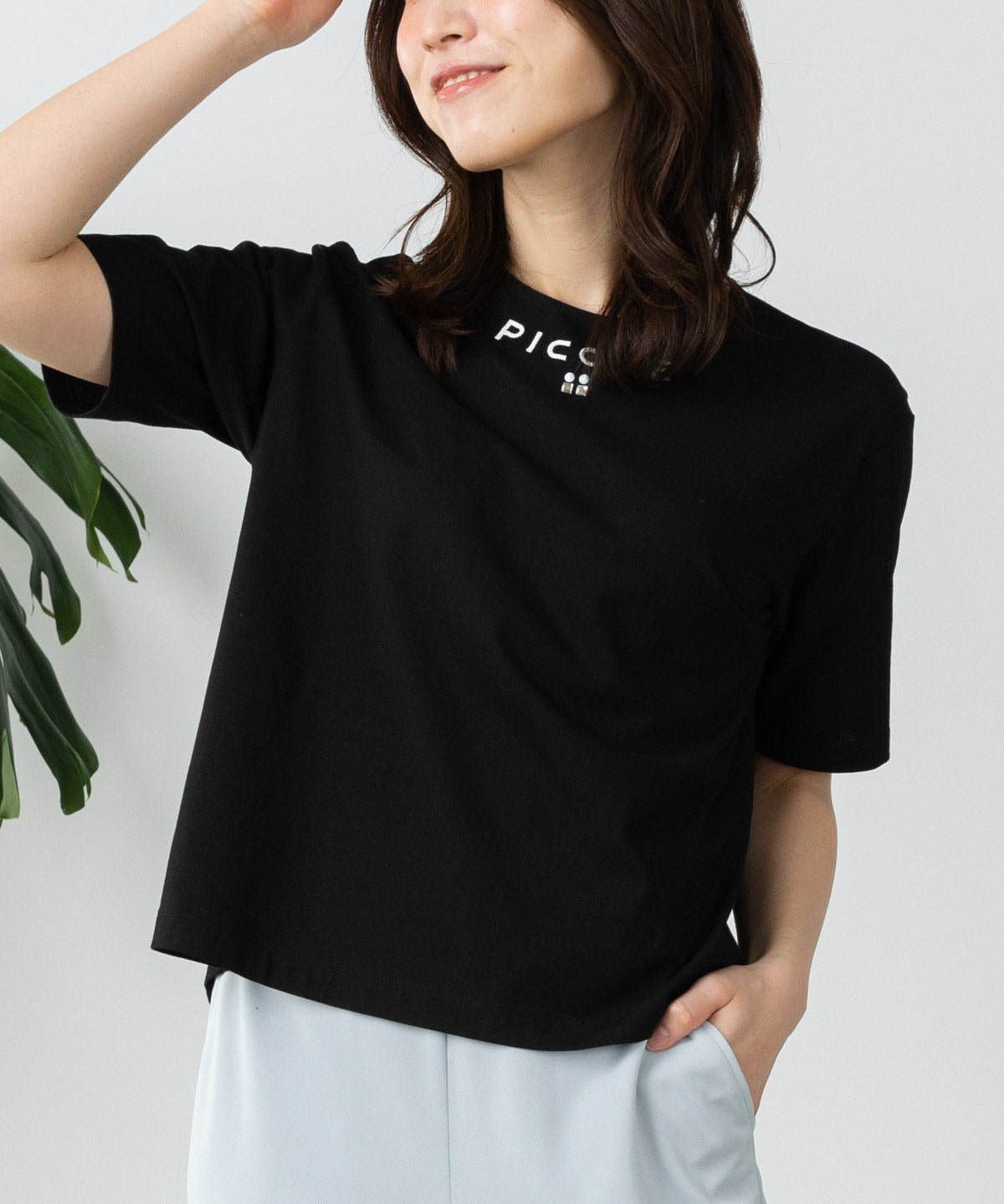 モデル着用画像（ブラック）