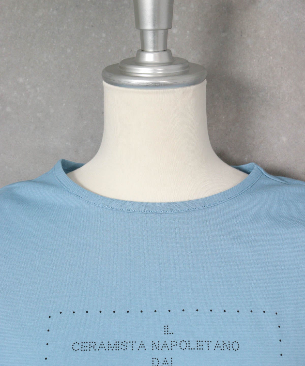 首元(ライトブルー)