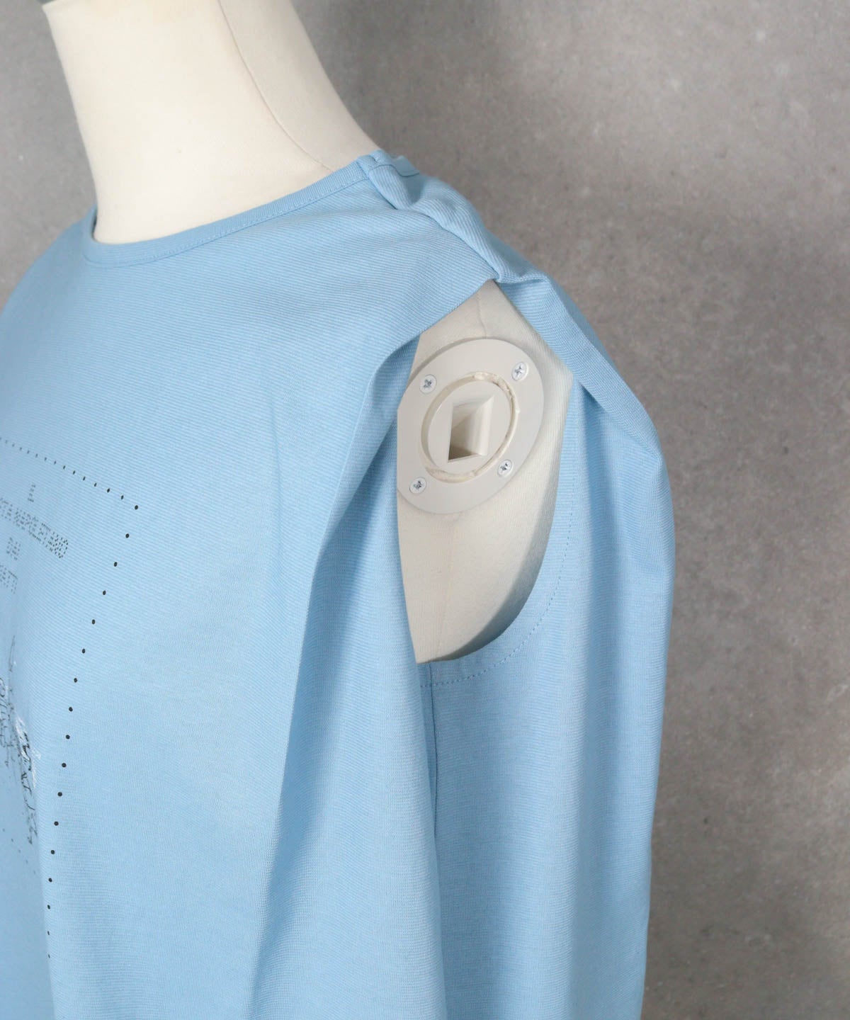 肩周り(ライトブルー)