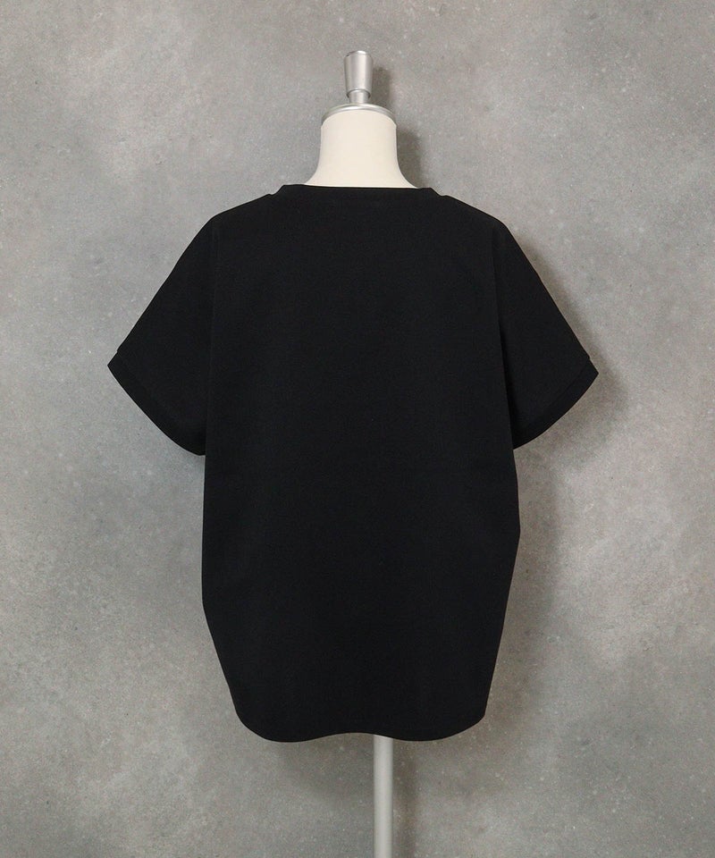 コットン100％UV冷感刺繍プルオーバー(ブラック)後ろ