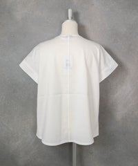 コットン100％刺繍冷感プルオーバー（ホワイト）後ろ