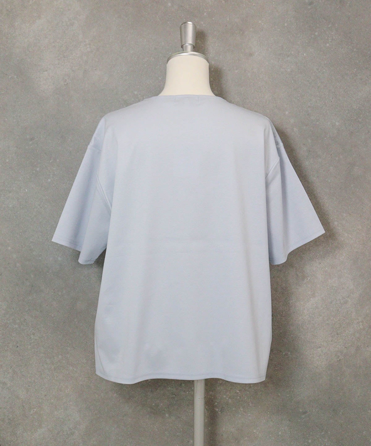 コットン100％ラメ刺繍プルオーバー(ライトブルー)後ろ