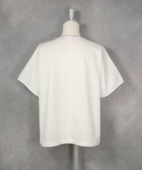 スパンコール刺繍UV冷感プルオーバー（ホワイト）後ろ