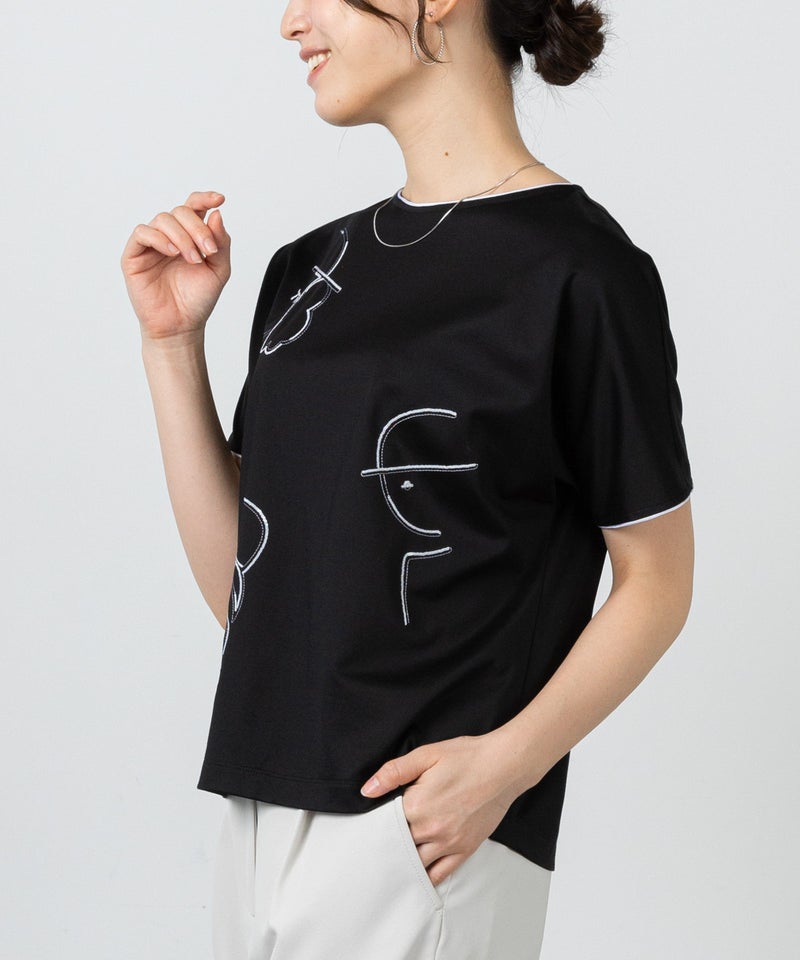 モデル着用画像（ブラック）