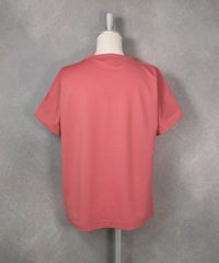 箔プリント冷感プルオーバー（ピンク）後ろ