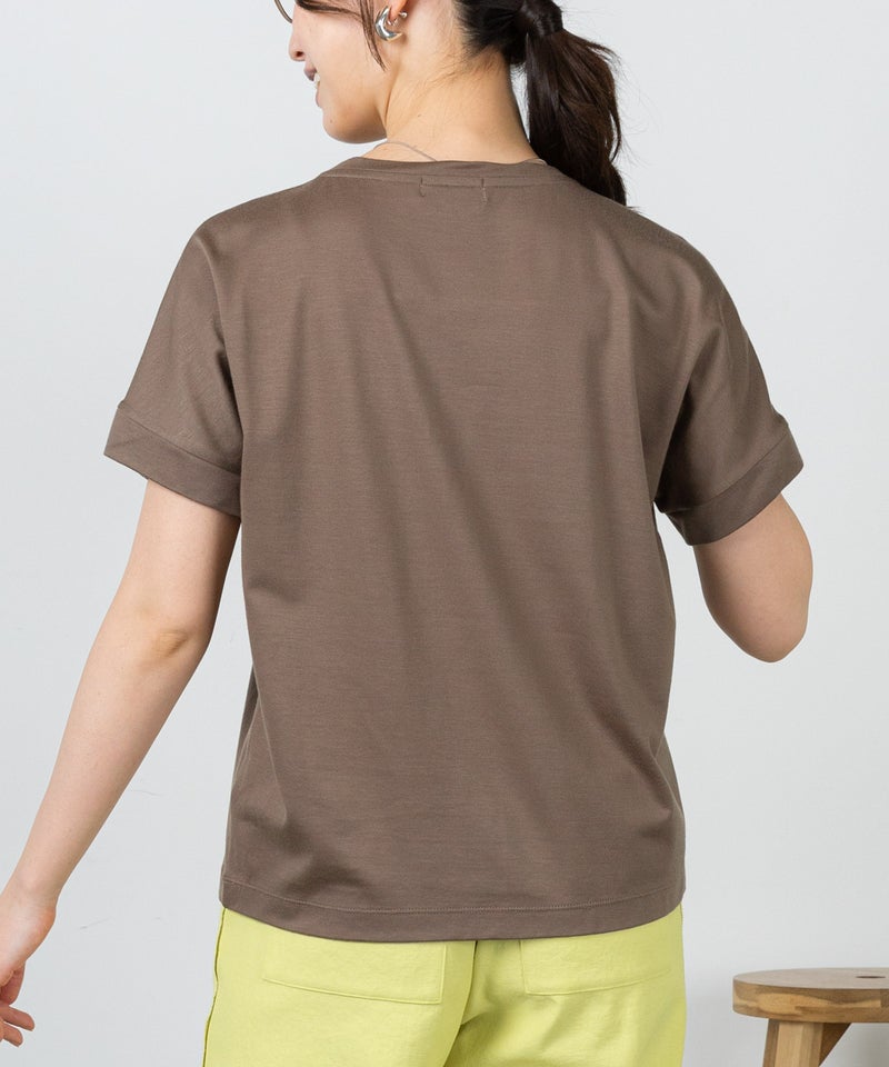 モデル着用画像（ブラウン）