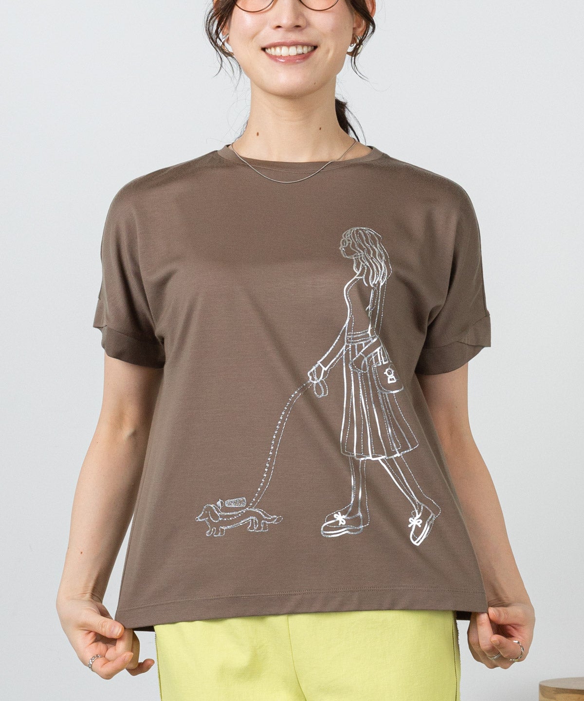 モデル着用画像（ブラウン）