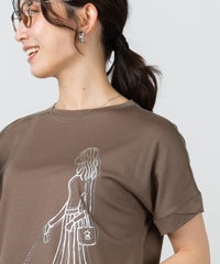 モデル着用画像（ブラウン）