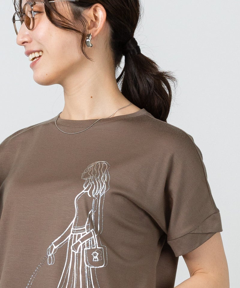 モデル着用画像（ブラウン）