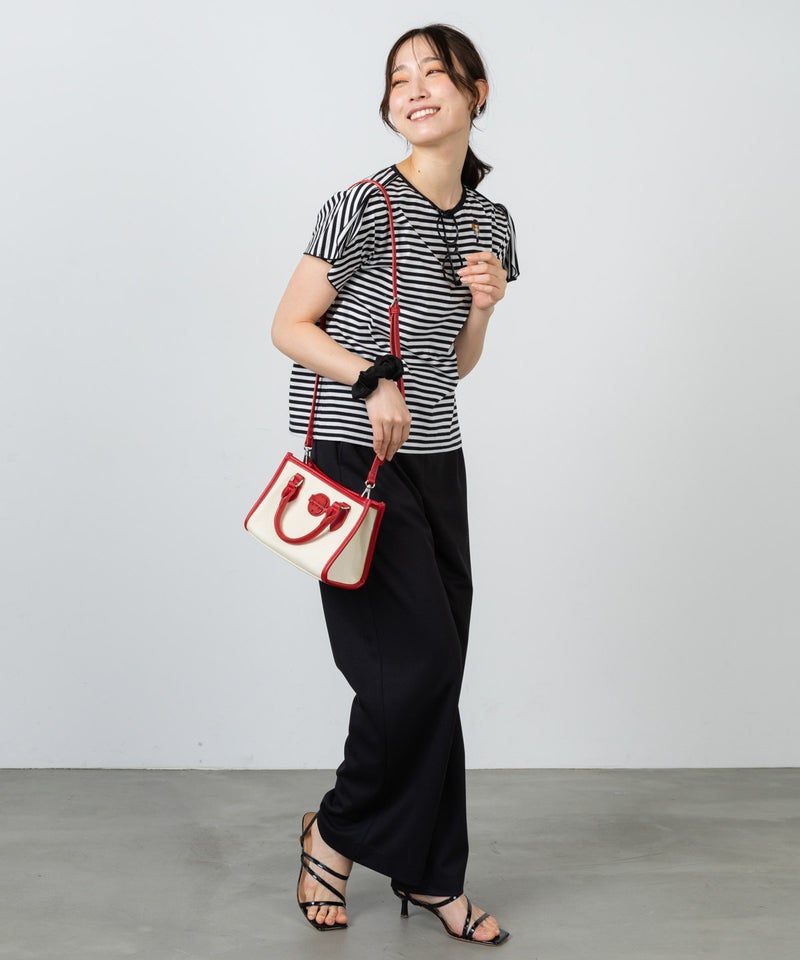 モデル着用画像（ブラック）