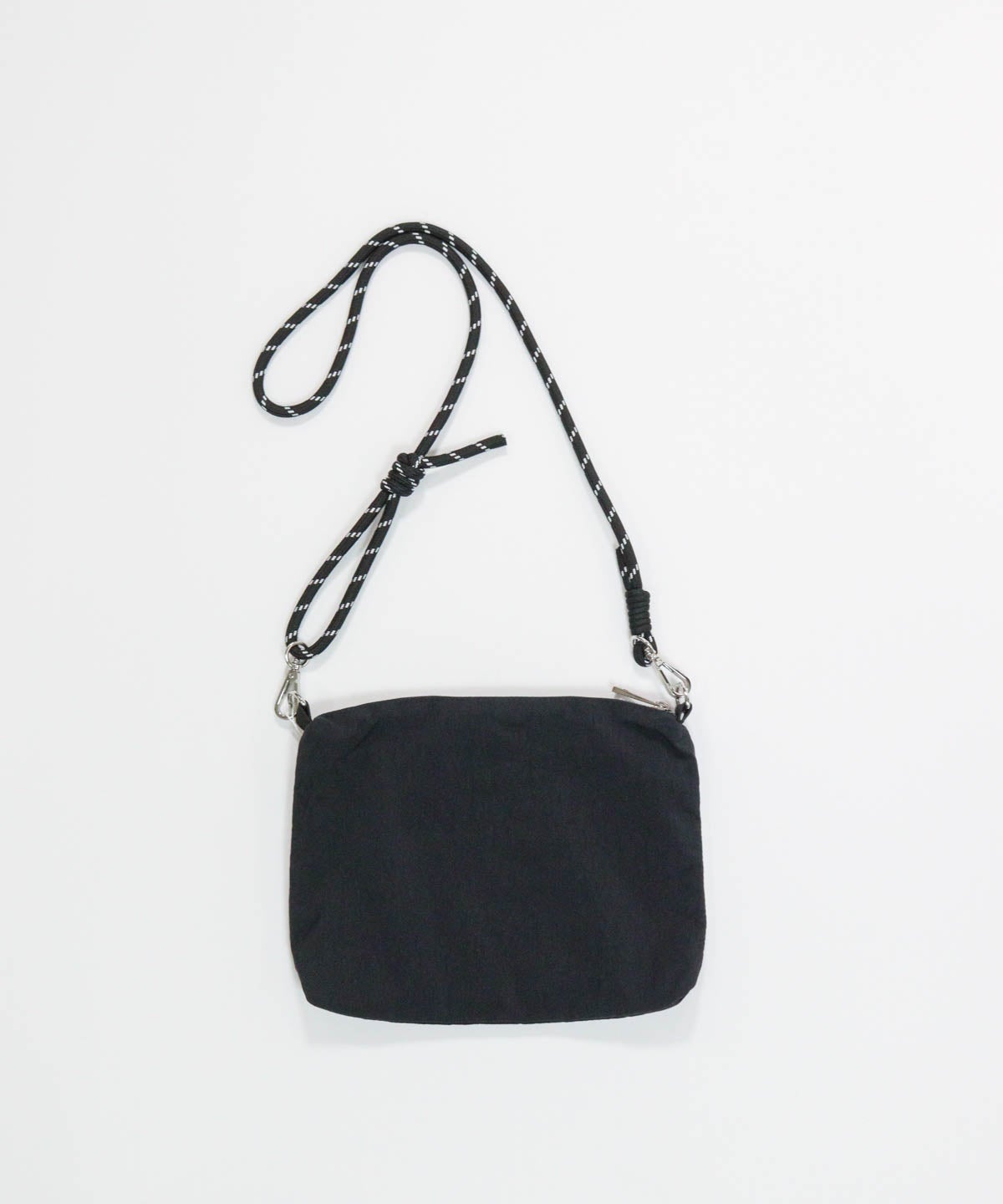 3WAYサコッシュ(ブラック)後ろ