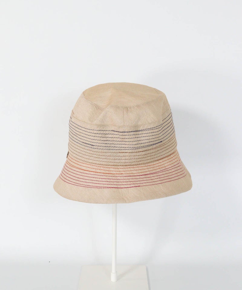 後ろ(ベージュ)