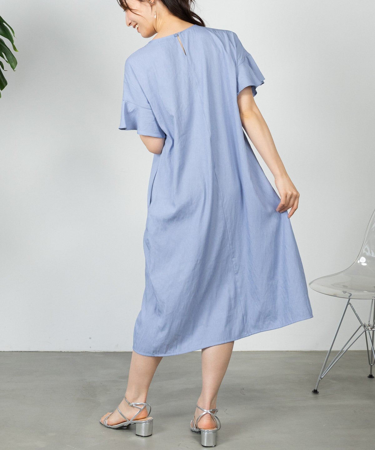 モデル着用画像(ライトブルー)