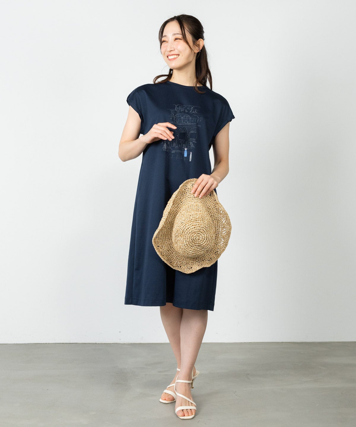 モデル着用画像(ネイビー)