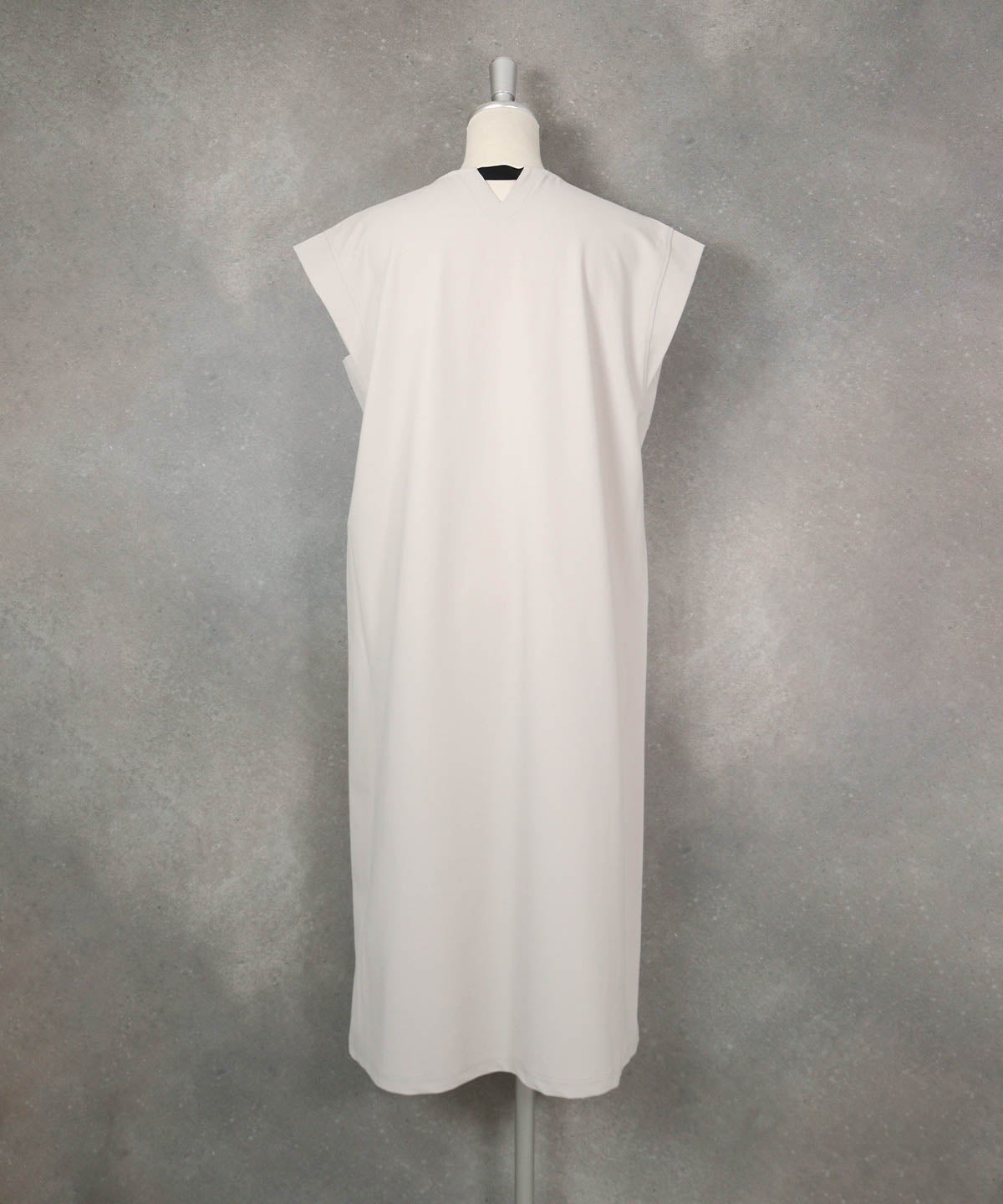 コットン混フレンチワンピース(ベージュ)後ろ