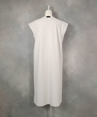 コットン混フレンチワンピース(ベージュ)後ろ