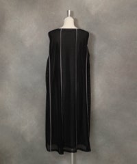 チェッカーレースノースリワンピース(ブラック)後ろ