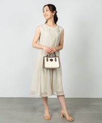 モデル着用画像(ベージュ)