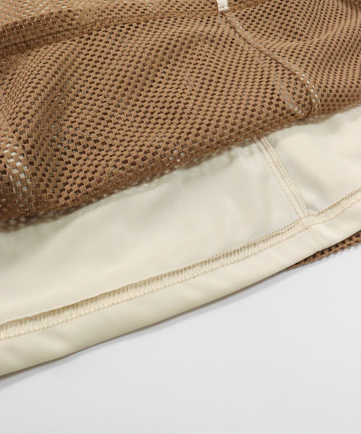 内側生地(ブラウン)