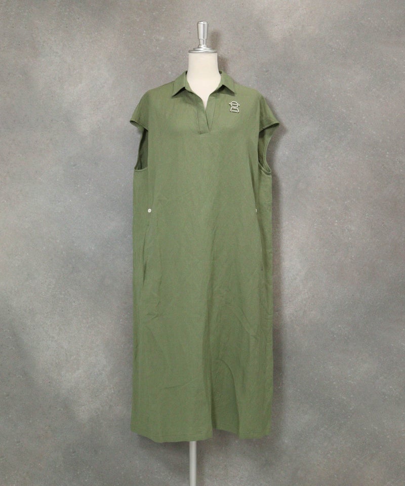 麻混スキッパー襟ワンピース(カーキ)前
