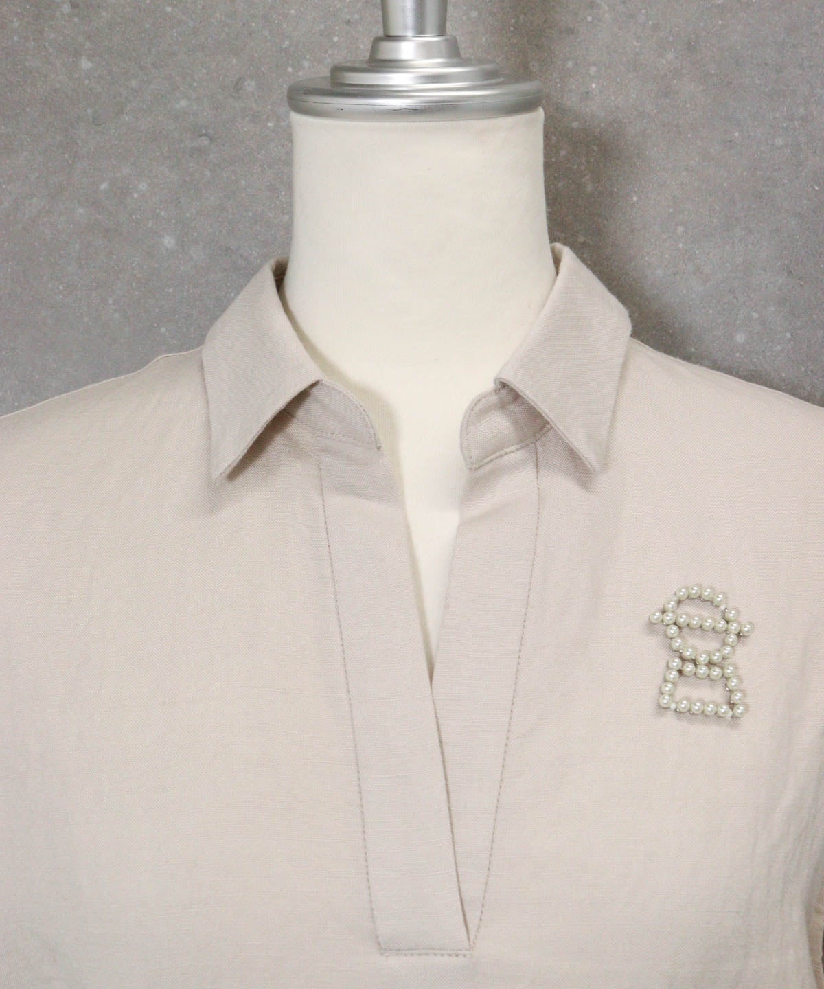 首元(ベージュ)