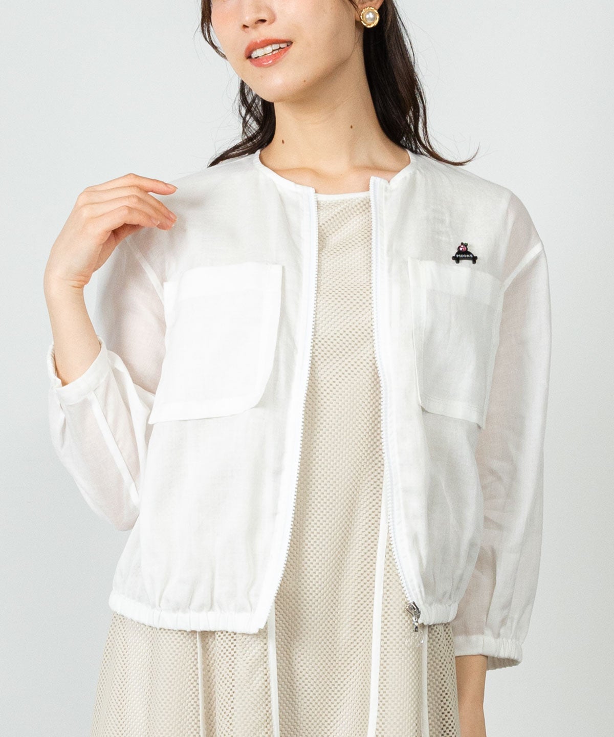 モデル着用画像(ホワイト)