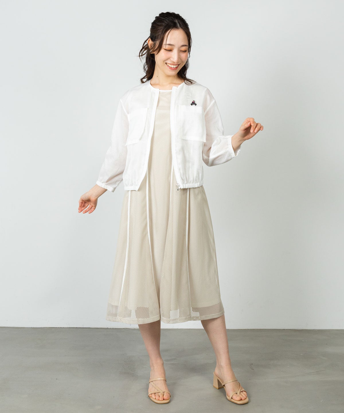 モデル着用画像(ホワイト)