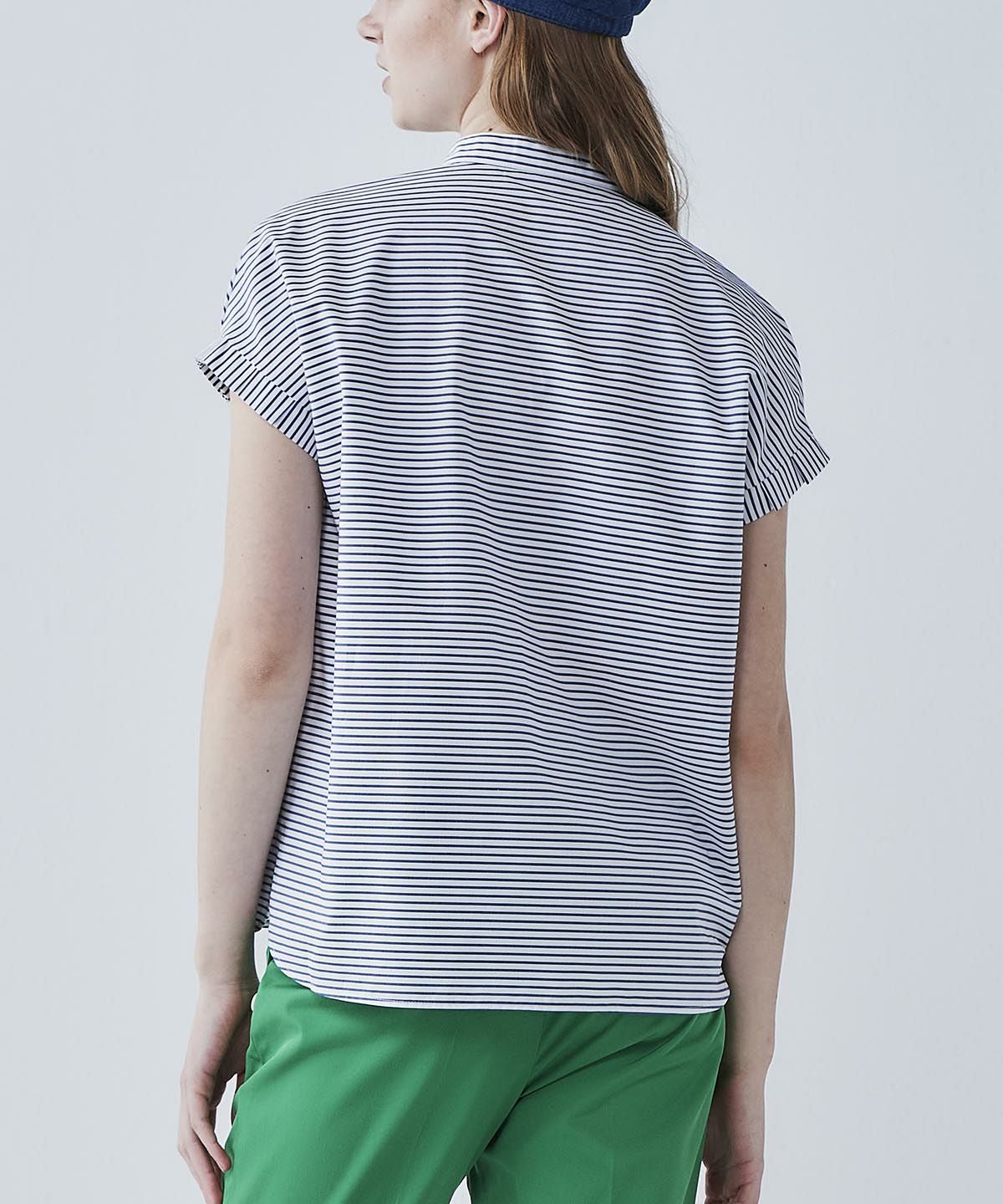 モデル着用画像(ネイビー)