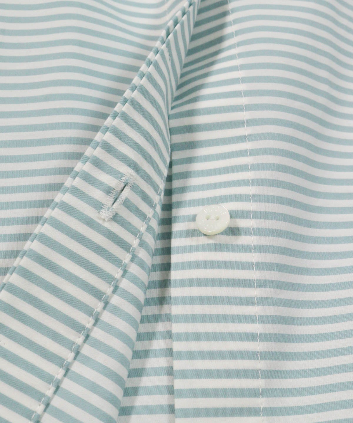 ボタン(ライトグリーン)