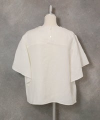 ラッフルスリーブ麻混ブラウス(ホワイト)後ろ