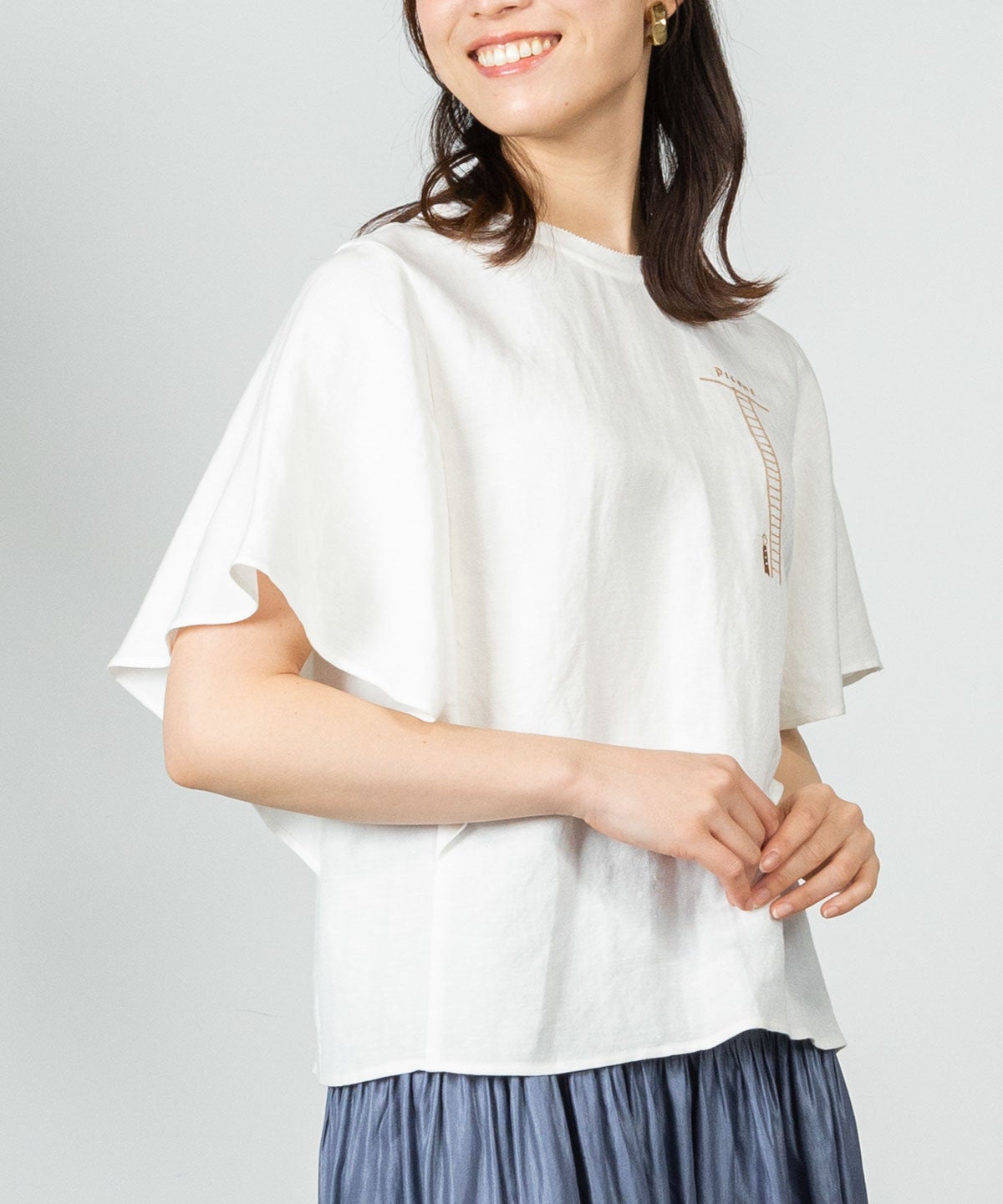 モデル着用画像(ホワイト)