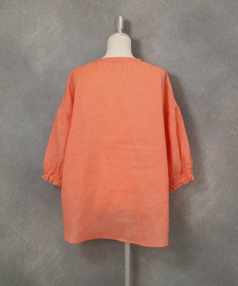 麻100％スキッパーブラウス(オレンジ)後ろ