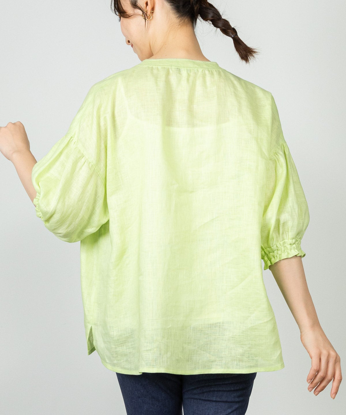 モデル着用画像(ライトグリーン)