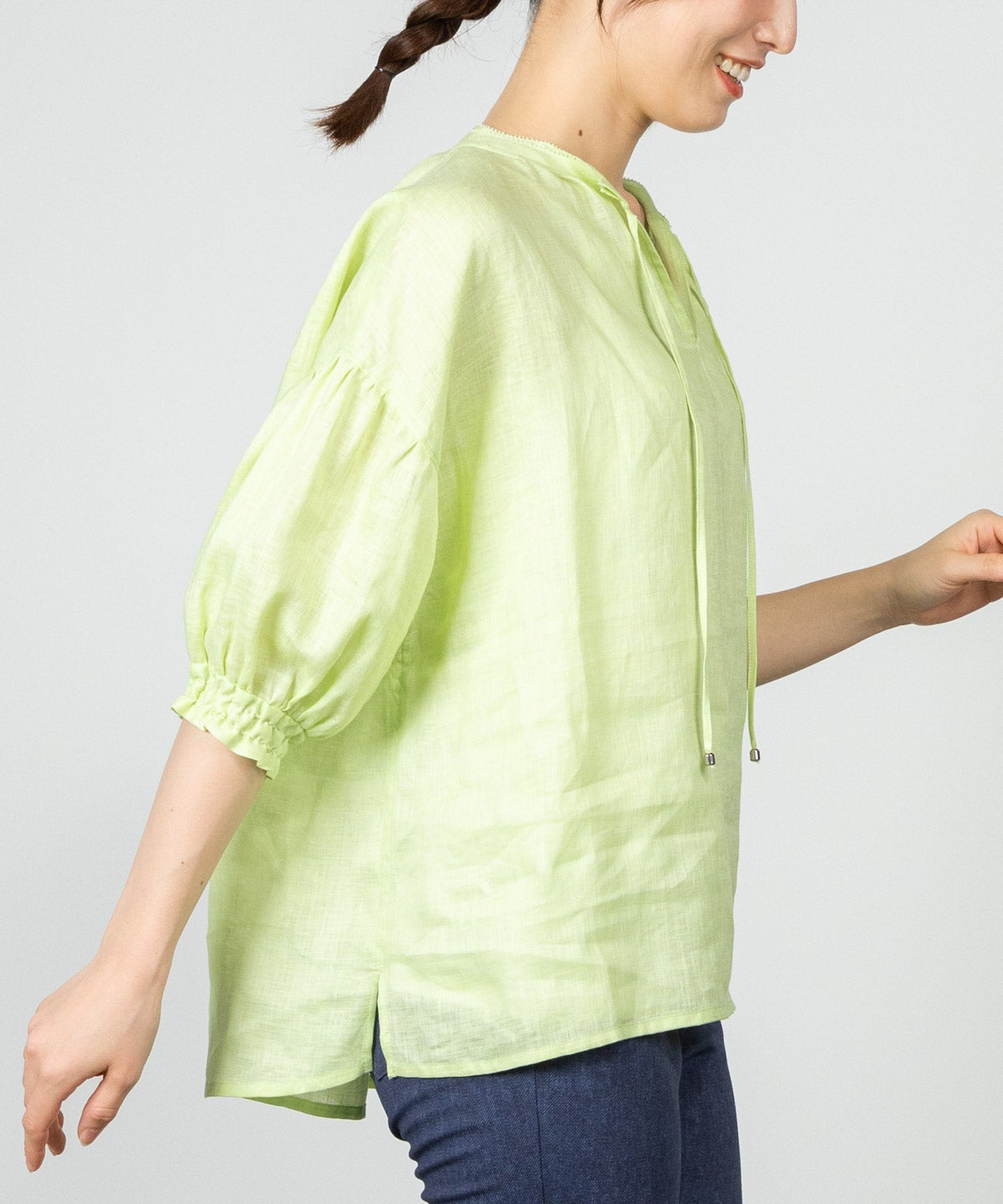 モデル着用画像(ライトグリーン)