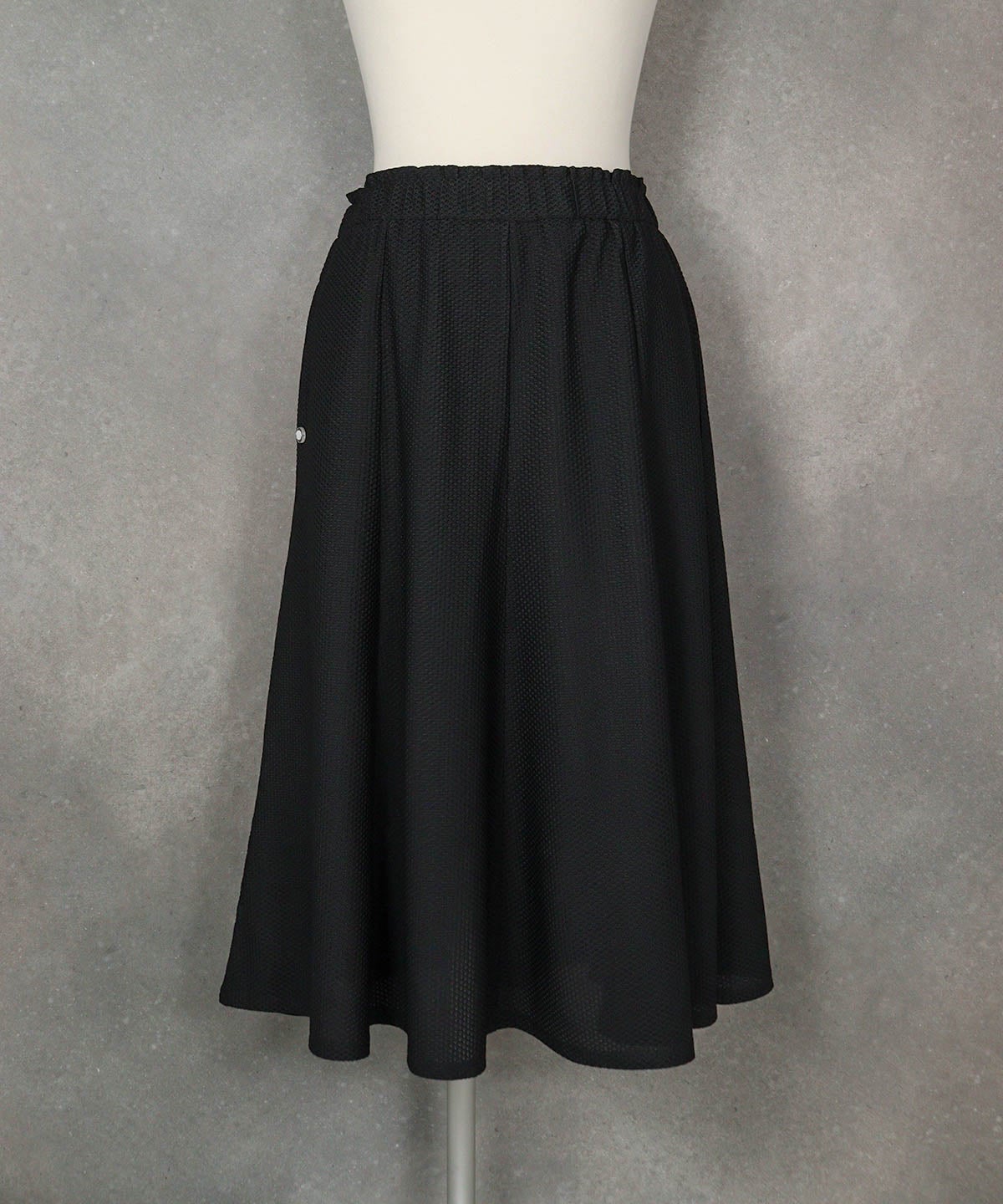 メッシュ風UVフレアスカート(ブラック)前