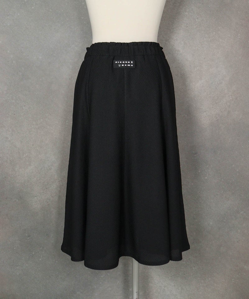 メッシュ風UVフレアスカート(ブラック)後ろ