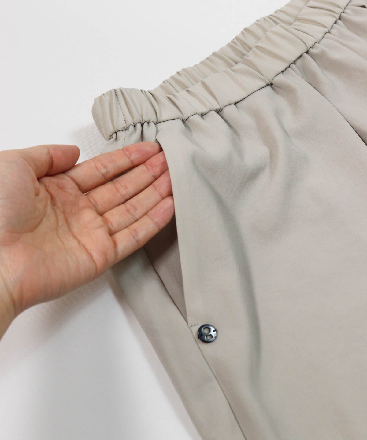 ポケット(ライトグレー)