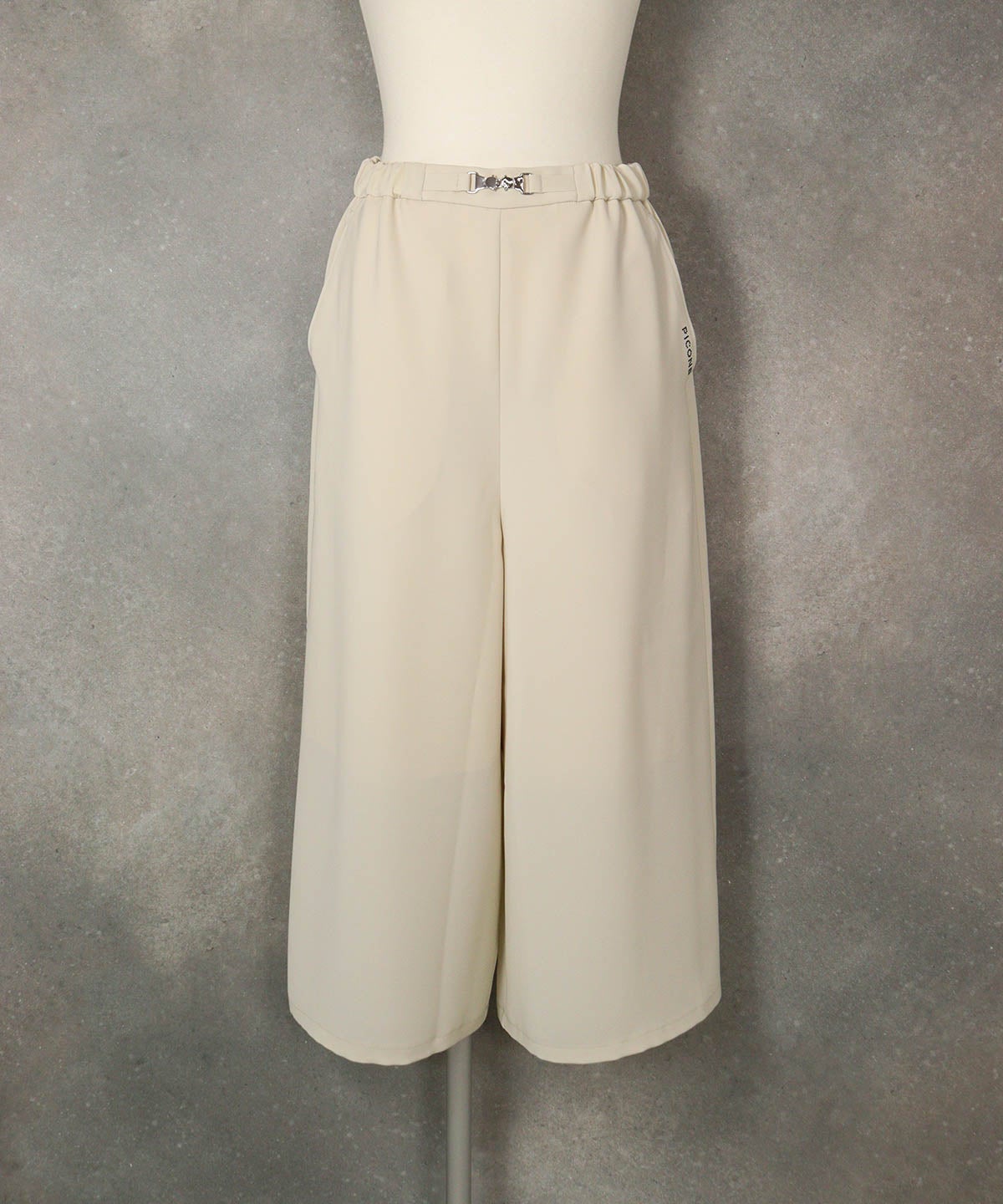 ピコベルト七分丈ワイドパンツ(ベージュ)前