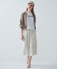 モデル着用画像(ベージュ)