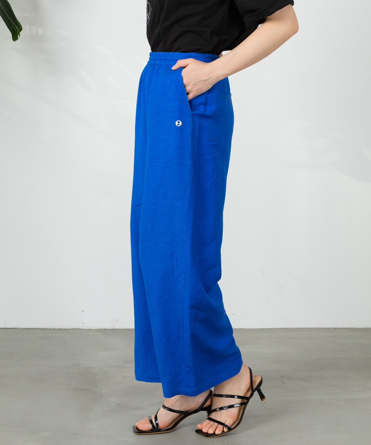 モデル着用画像(ブルー)