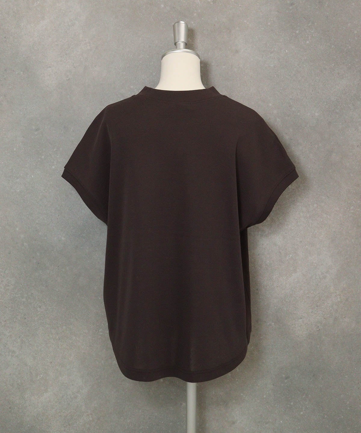 コットン100％フレンチプルオーバー(ブラウン)後ろ