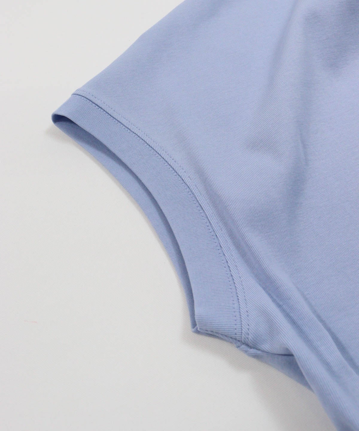 袖口(ライトブルー)