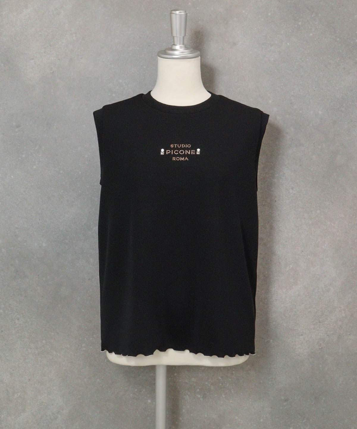 ストーンロゴリブノースリプルオーバー(ブラック)前