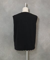 ストーンロゴリブノースリプルオーバー(ブラック)後ろ