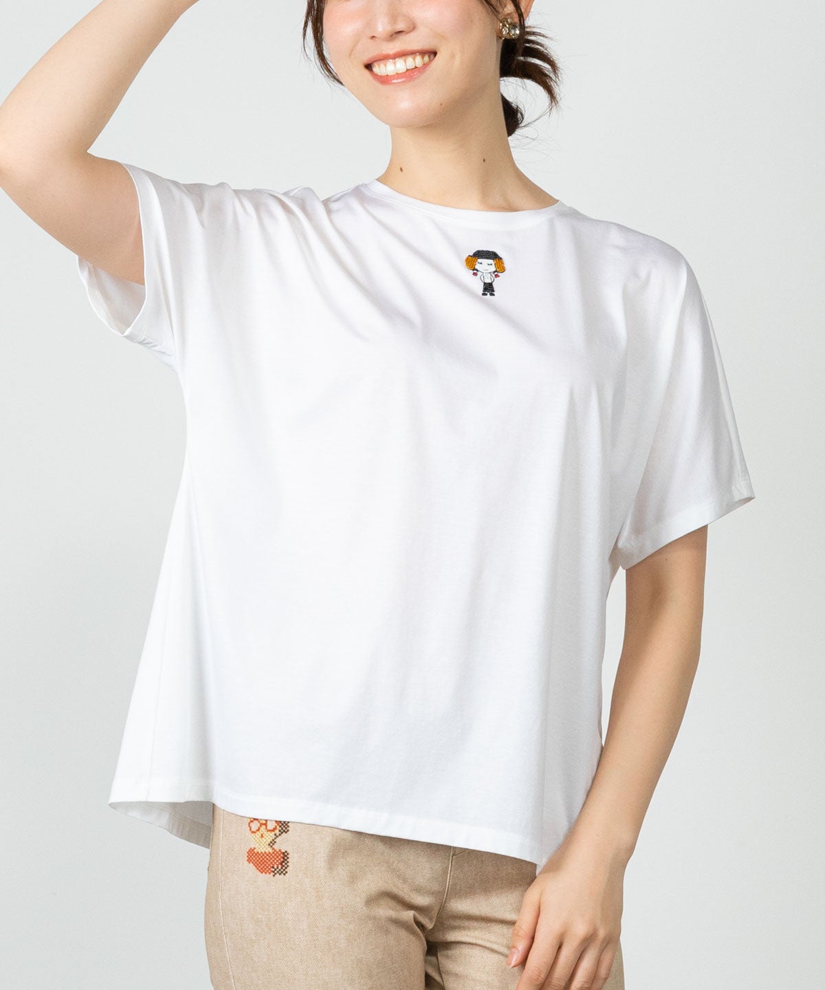 モデル着用画像(ホワイト)